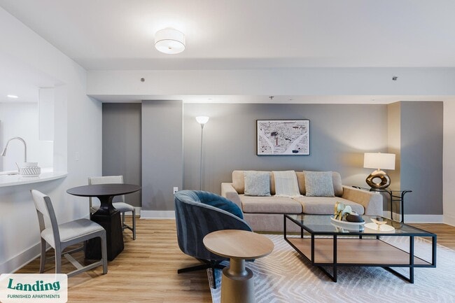 1221 S Eads St unit 1-0418, Arlington, VA 22202 - photo 3