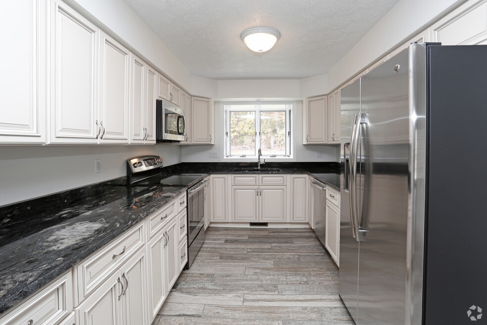 Brodhead North, Aliquippa, PA 15001 - photo 1