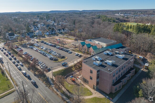 Discover the Spring Glen School at 1908 Whitney, Hamden, CT.