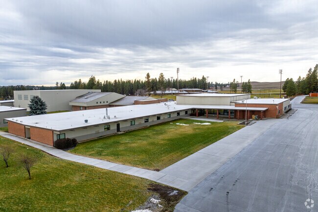 Liberty High School features lots out outdoor space for its students.