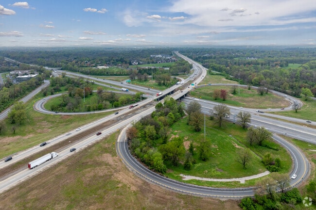 Prospect residents have direct access to I-71 and I-265 for commuting.