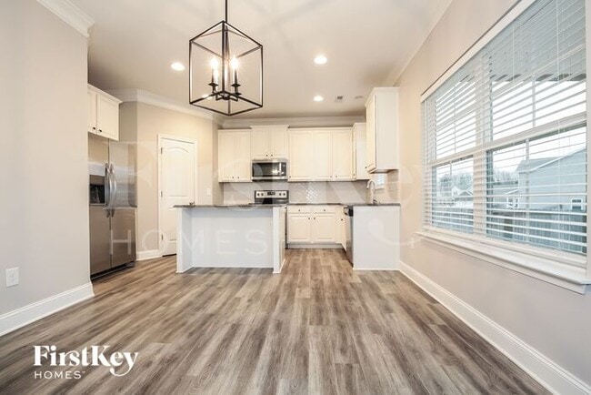 5390 Holbein Gate Rd, Walkertown, NC 27051 - photo 6