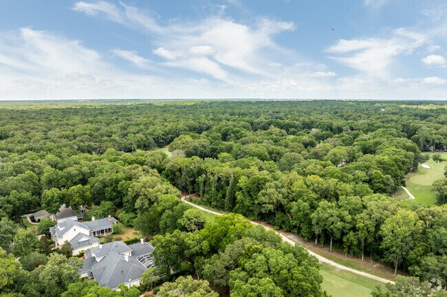 Haile Plantation is still growing with plenty of space to build.