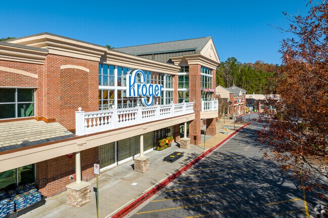 Kroger Grocery Store and Shopping Center in the East Marietta neighborhood.