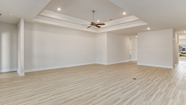 3173 Silver Maple Dr unit 36198391, Cantonment, FL 32533 - photo 5
