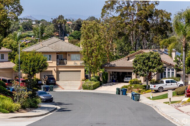 Living in the peaceful valley in San Pasqual.