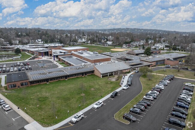 Forrestdale School's teachers receive an A from NICHE.