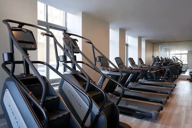 318 W 47th St unit 16, New York, NY 10036 - photo 6