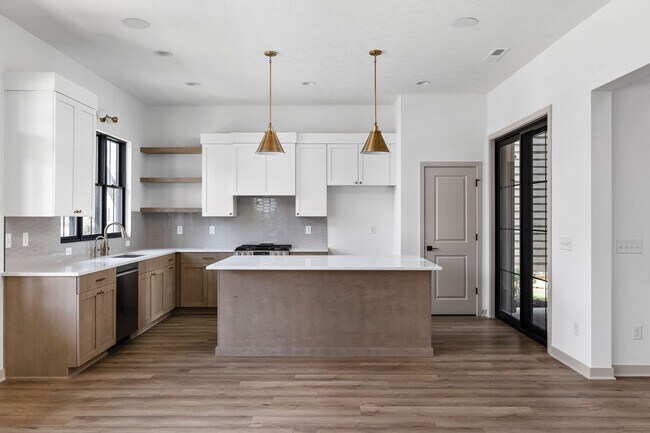 1664 Carrollton Rail Dr, Westfield, IN 46074 - photo 6