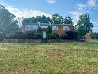8320 Telegraph Rd, Lorton, VA 22079