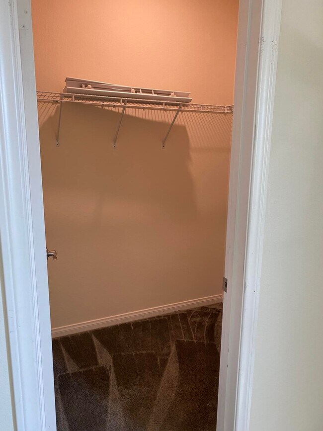 walking closet