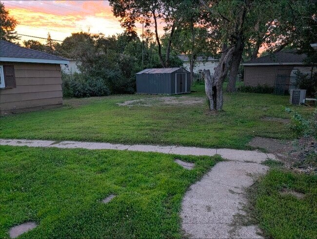 9936 11th Ave S, Bloomington, MN 55420 - photo 2