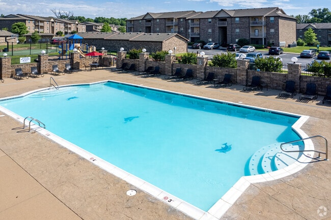 Oldham Oaks, La Grange, KY 40031 - photo 4