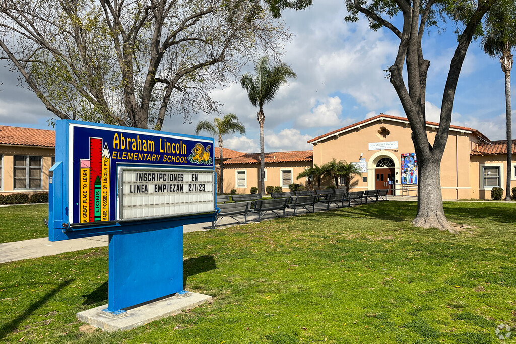 Lincoln Elementary School is part of LBUSD, located in Cambodia Town.