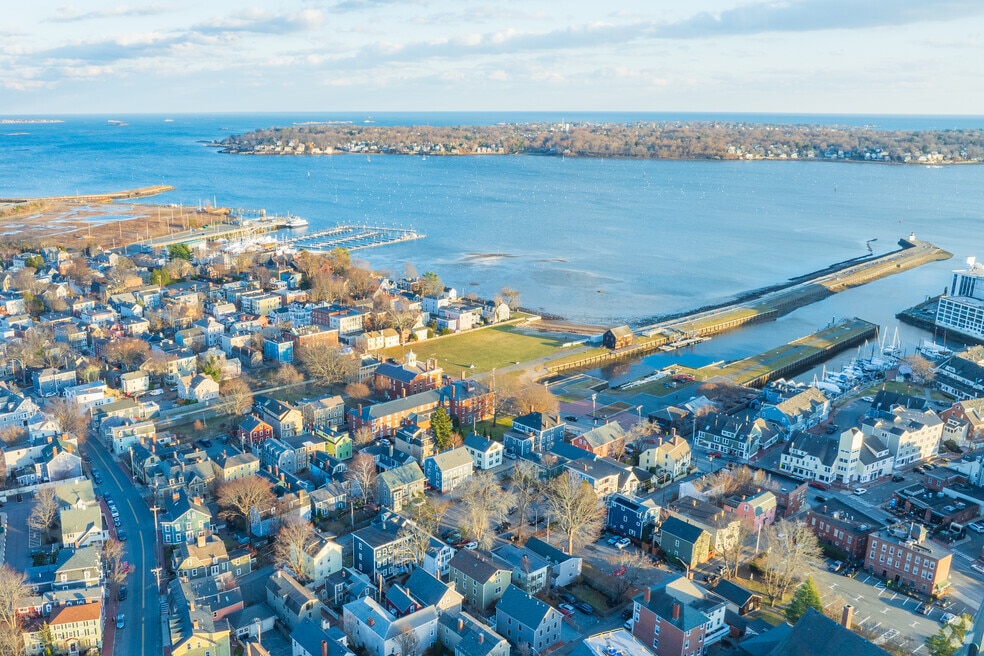 DerbyStreet_560856_DS_072325_FINAL