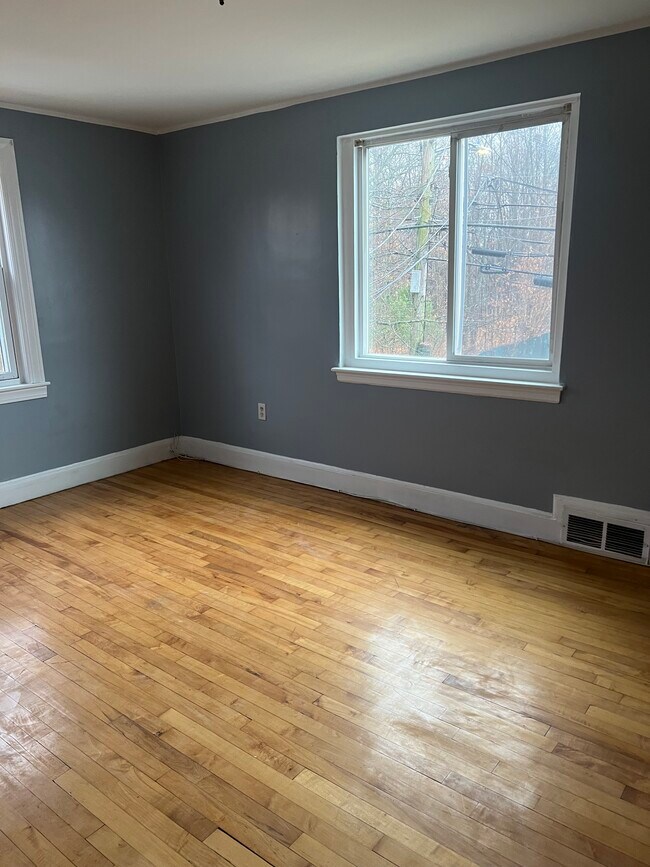 70 Clifford St unit 2, Hyde Park, MA 02136 - photo 5
