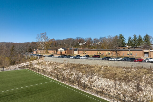 Freer Elementary School has an overall A- rating on Niche.