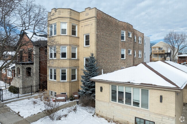 Housing varieties in Bowmanville range from single family bungalows to large condominiums.