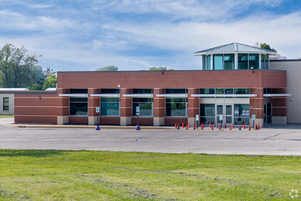 West Side Elementary School is part of the Elkhorn Area School District.