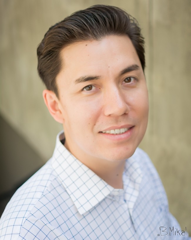Agent Photo