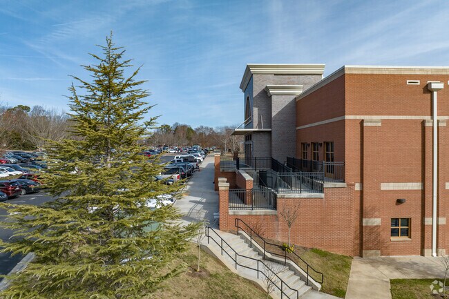 Marietta High School teaches grades 9 through 12.