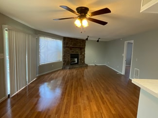 276 Knoll Dr Unit 100, Bristol, VA 24202