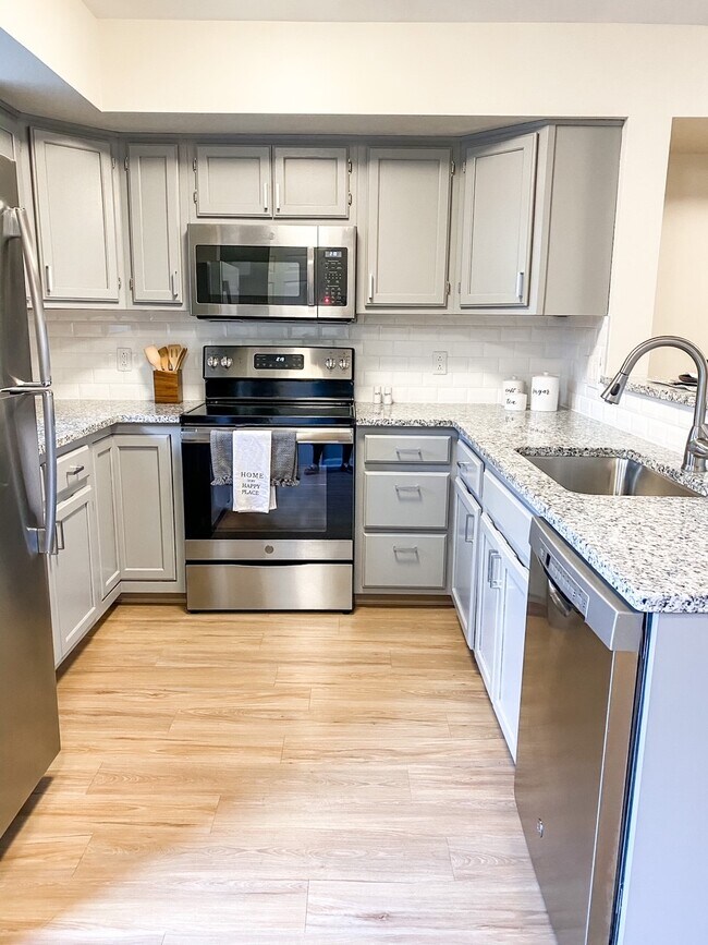 200 East Ave, Rochester, NY 14604