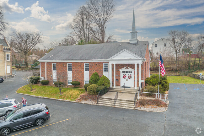 Check out the Hudson View Christian Academy at 170 Hudson, Yonkers, NY.