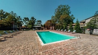 2070 Garden Springs Dr, Lexington, KY 40504