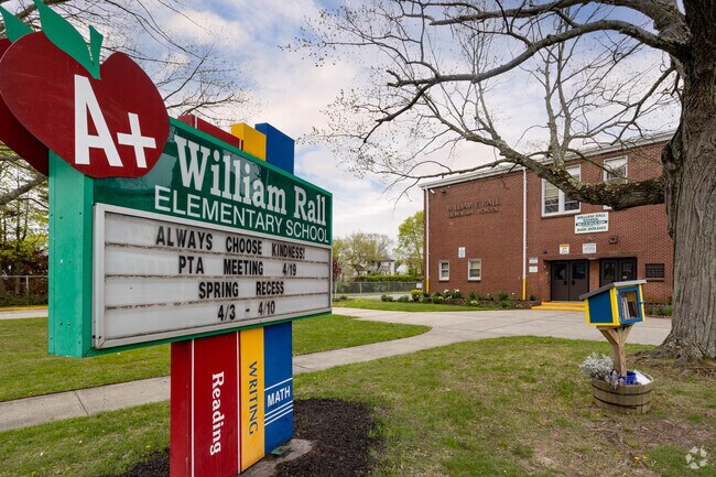 The Willliam Rall School in No Lindenhurst, NY is a highly rated school.
