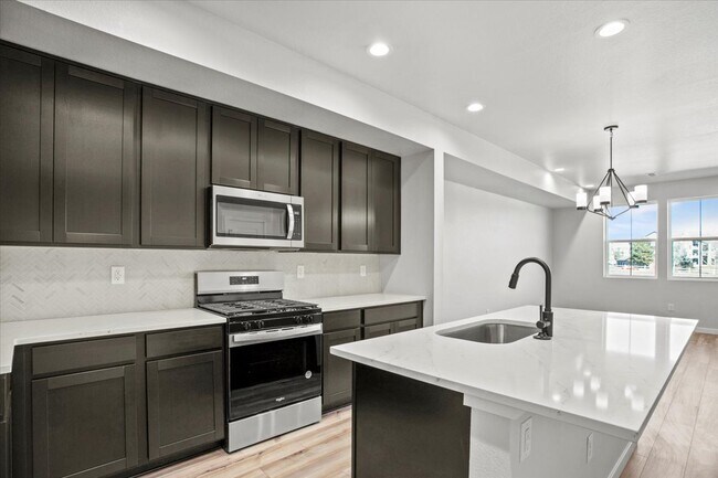 2839 E 103rd Dr, Thornton, CO 80229 - photo 6