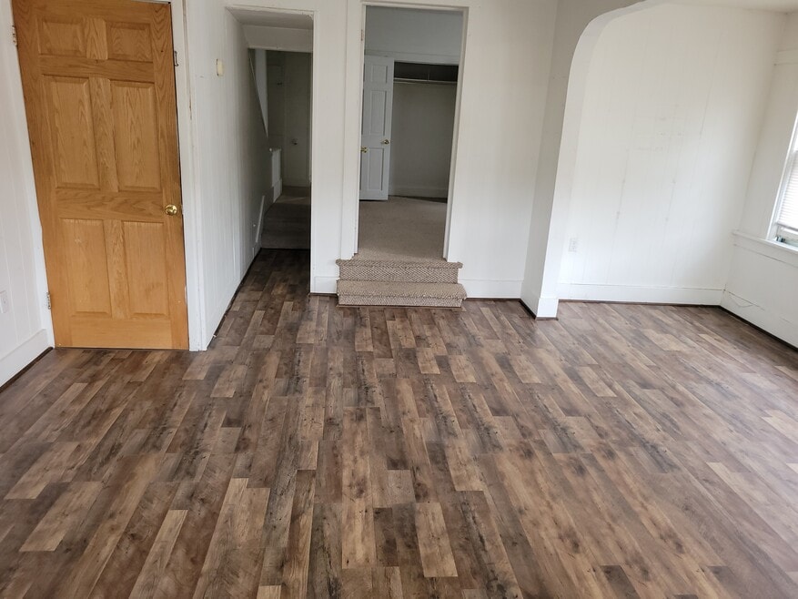 510 Chestnut St unit 510 1/2 Chestnut Str, Sunbury, PA 17801 - photo 1