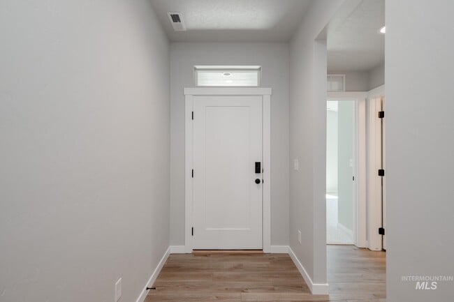 2090 W Penstemon St, Kuna, ID 83634 - photo 2