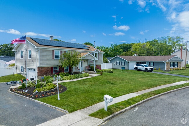 The Lake Grove neighborhood has a vast number of options for homebuyers.