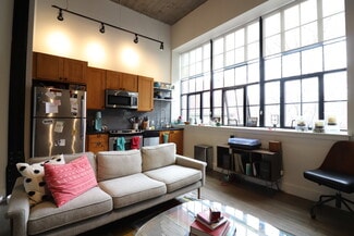 20 Sunnyside St Unit 17, Boston, MA 02130