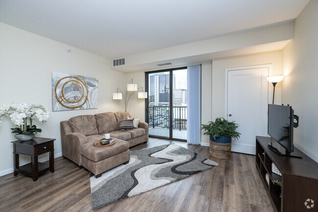 501 on First, Rochester, MN 55902 - photo 2