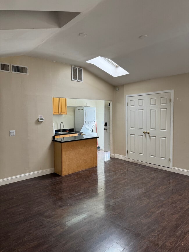 460 Rosewood Ave, San Jose, CA 95117