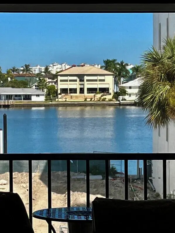 260 Southbay Dr, Naples, FL 34108 - photo 1