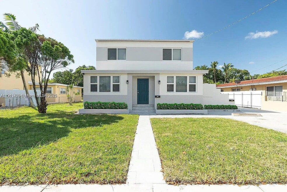 3030 NW 16th St, Miami, FL 33125 - photo 1