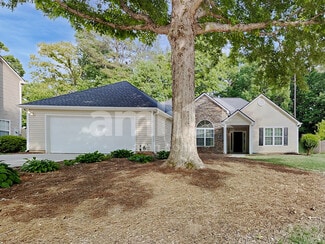270 Grayson Manor Dr SW, Loganville, GA 30052
