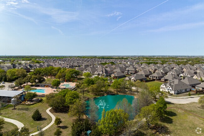 Oak Point is a quiet and family-friendly neighborhood with excellent schools.