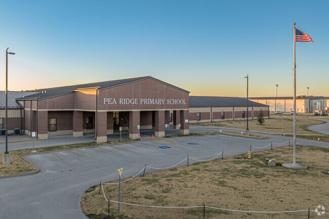 Pea Ridge Primary School serves students in pre-kindergarten through second grade.