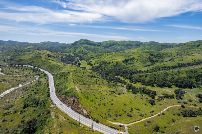 Portola Springs is near the Limestone Canyon Preserve for hiking and breathtaking views.