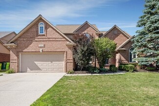 17217 Shinnecock Dr, Macomb, MI 48042