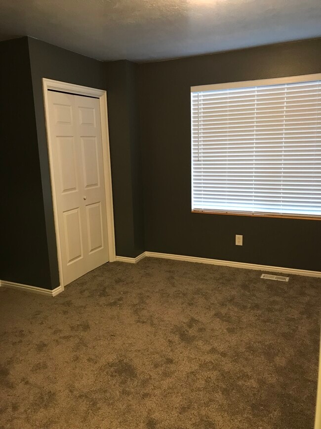 434 W 7th St, Ogden, UT 84404 - photo 6