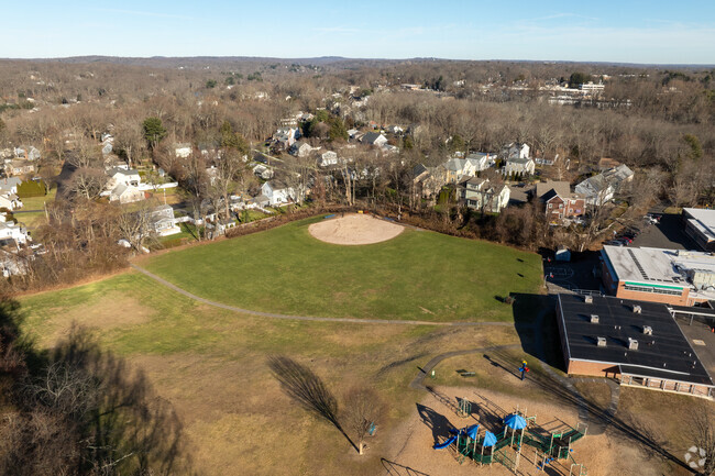 Osborn Hill Elementary School has a baseball field.