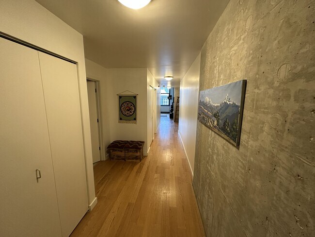 235 W Van Buren St unit 4420, Chicago, IL 60607 - photo 7