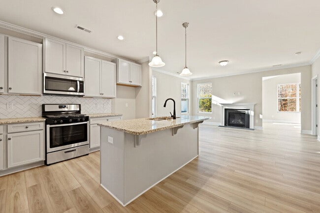 120 Sugar Maple Dr unit 36495299, King, NC 27021 - photo 4