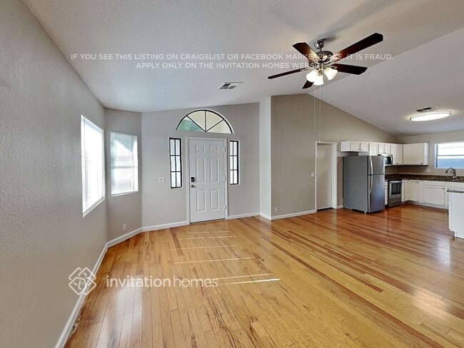 8910 W Vale Dr, Phoenix, AZ 85037 - photo 2