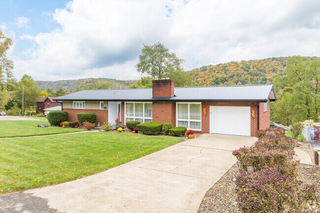 Many ranch-style homes in Industry have been renovated.